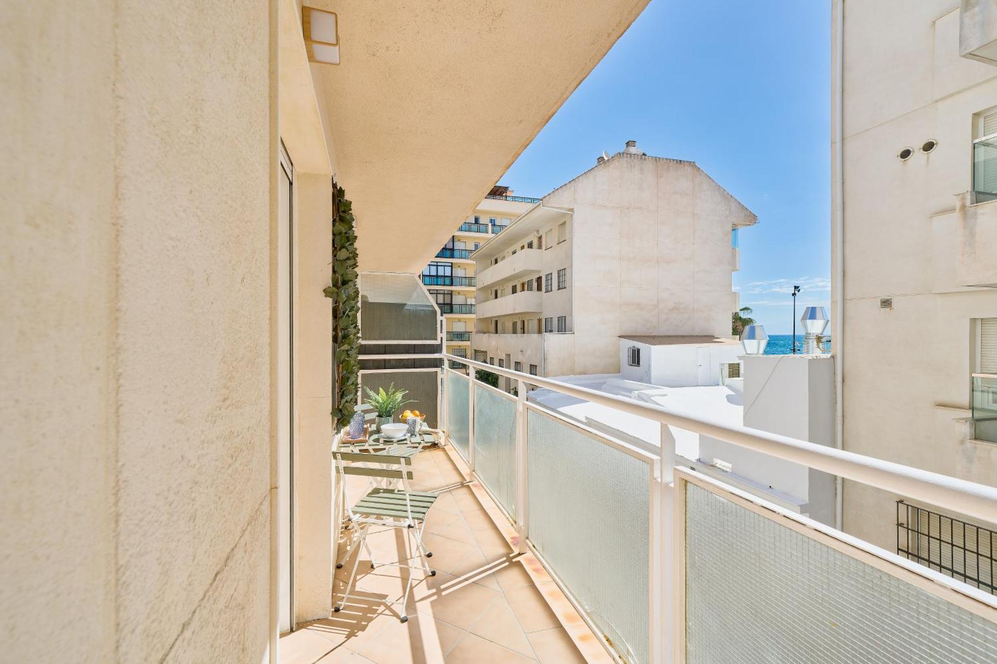 Fuengirola Beach Apartment By Stay Belonio מראה חיצוני תמונה