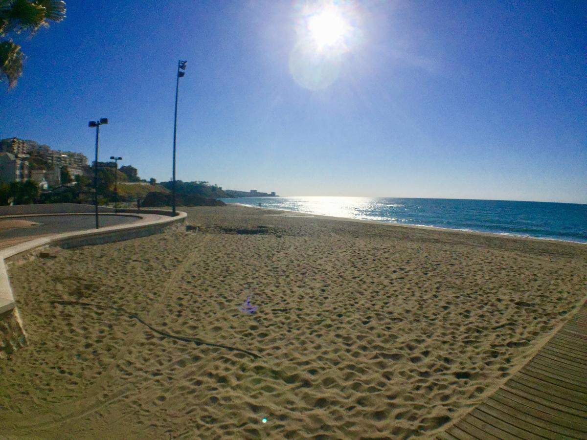 Fuengirola Beach Apartment By Stay Belonio מראה חיצוני תמונה