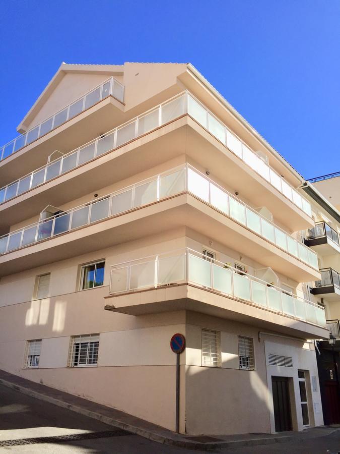 Fuengirola Beach Apartment By Stay Belonio מראה חיצוני תמונה