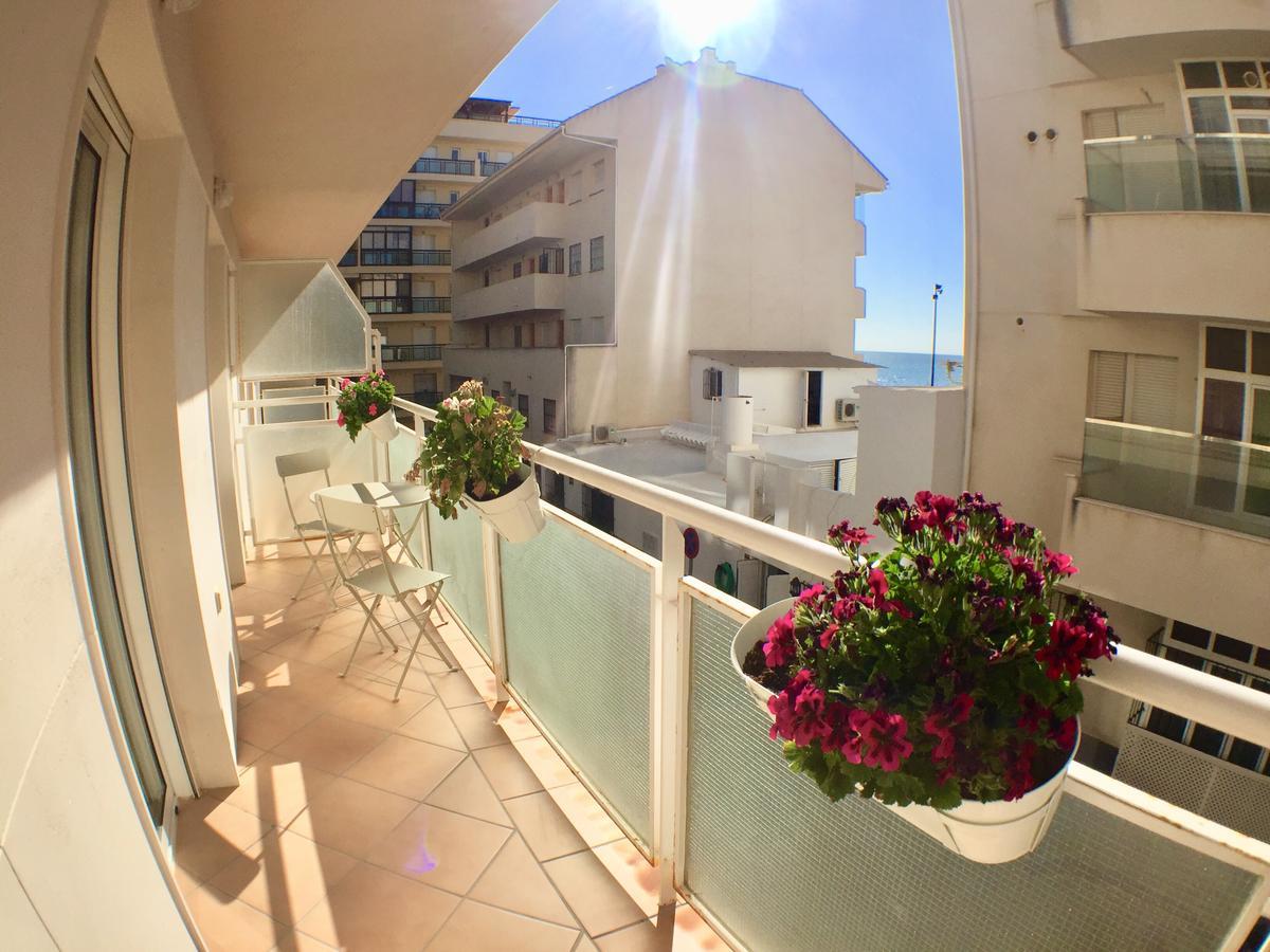 Fuengirola Beach Apartment By Stay Belonio מראה חיצוני תמונה